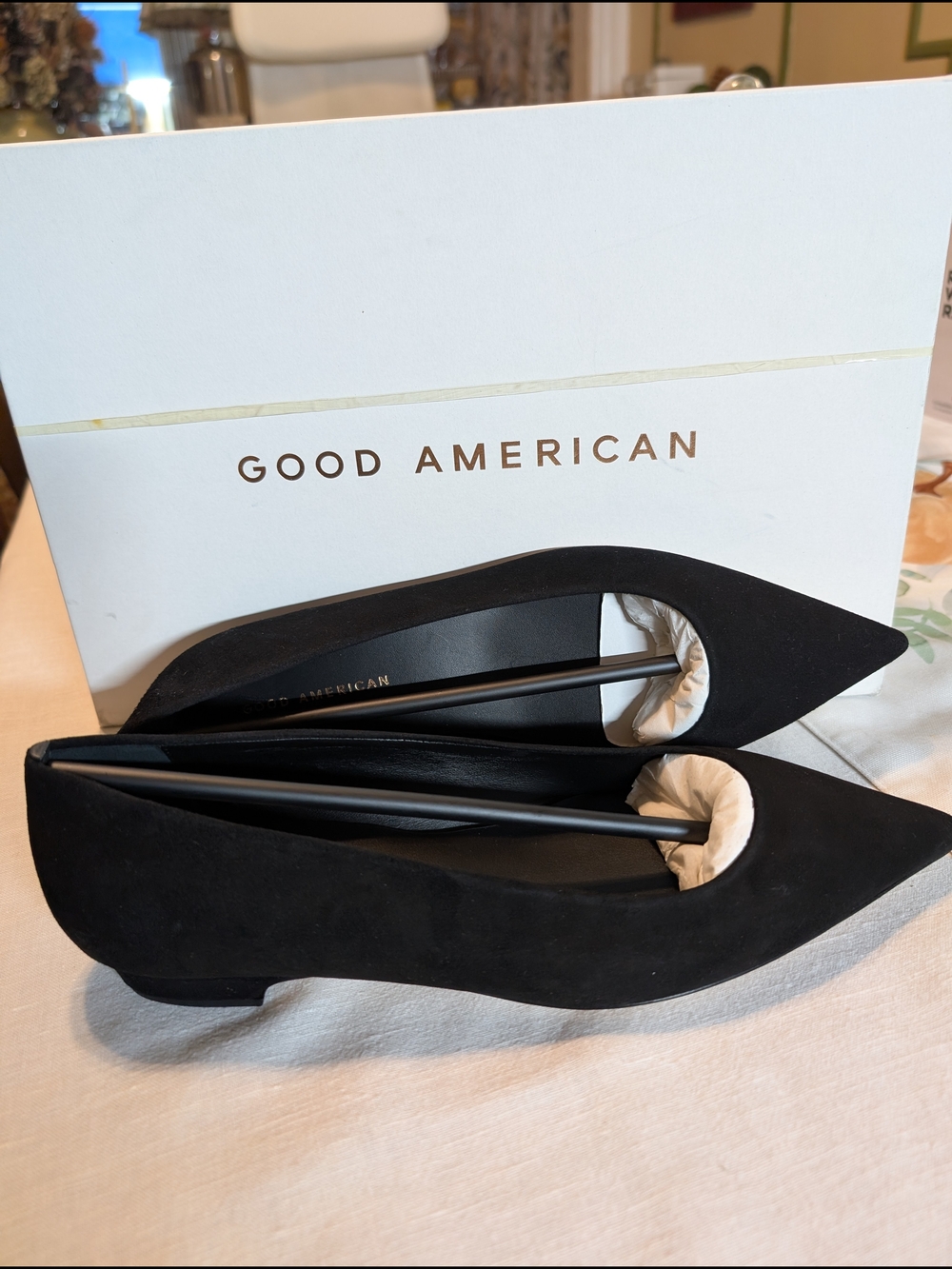 Good American Black Pointed Suede Flats NIB Size 8.5